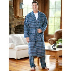New ๐งจ Vermont Country Store Men's Orton Plaid Portuguese Flannel Wrap Robe โ